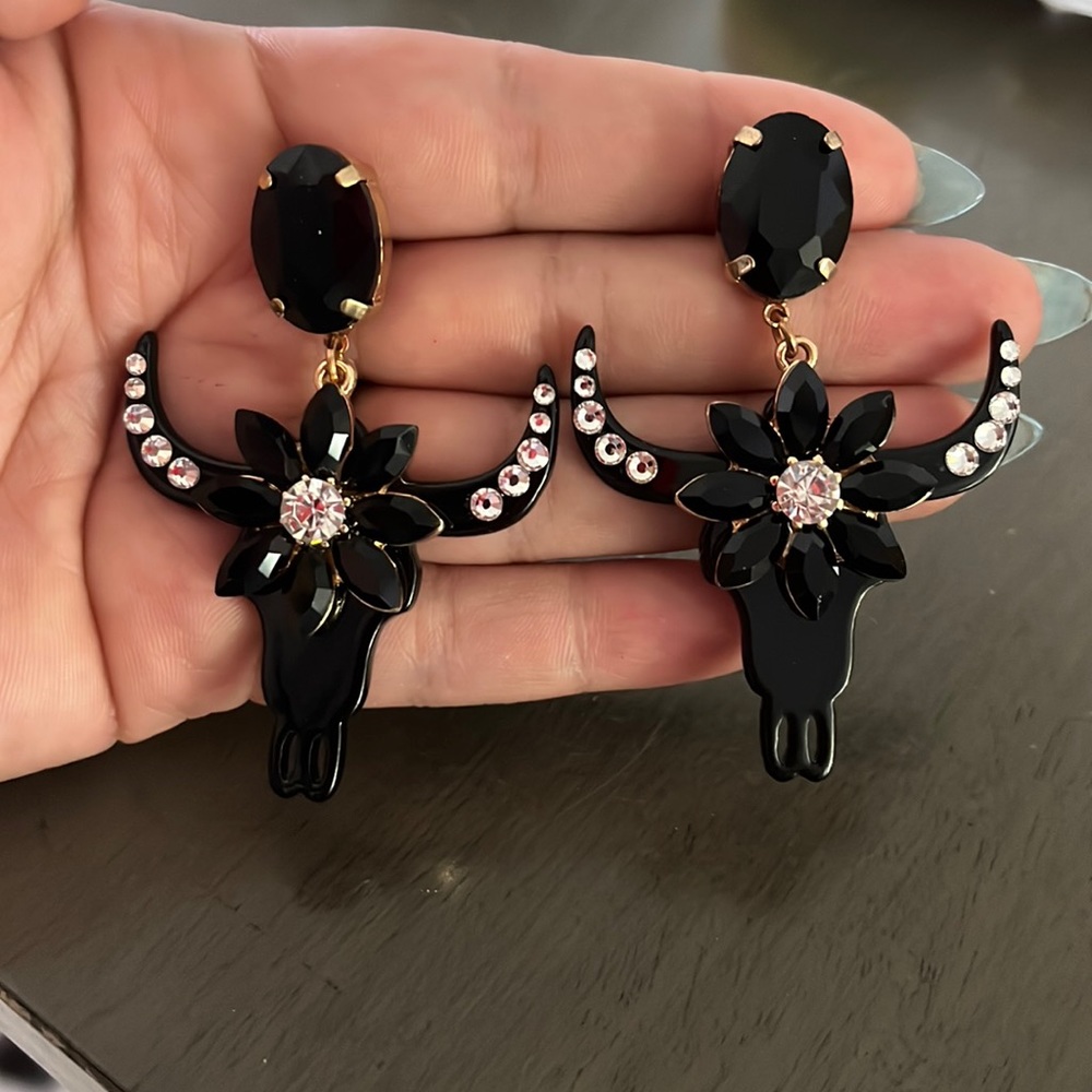 Black earrings